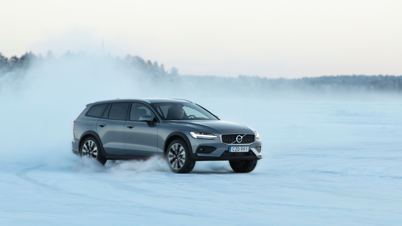 Illustration for article titled The 2020 Volvo V60 Cross Country Is The Anti-Crossover